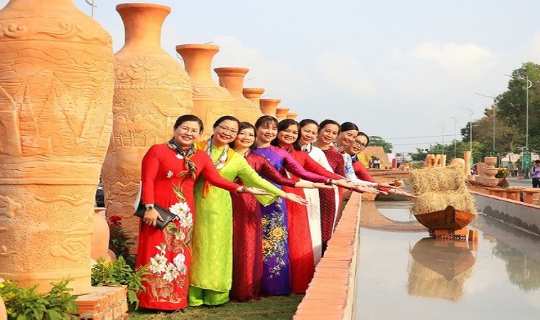 Sắp diễn ra “Festival Gạch gốm đỏ – Kinh tế xanh tỉnh Vĩnh Long”