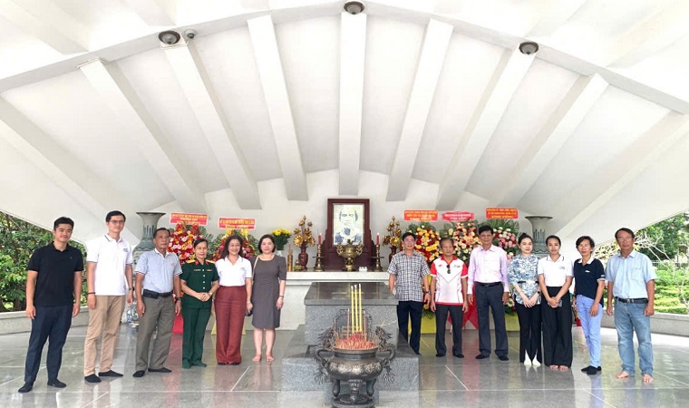 Khu Di tích Nguyễn Sinh Sắc đón tiếp và phục vụ  gần 4.000 lượt du khách tham quan đến viếng dịp Lễ Quốc khánh 02/9
