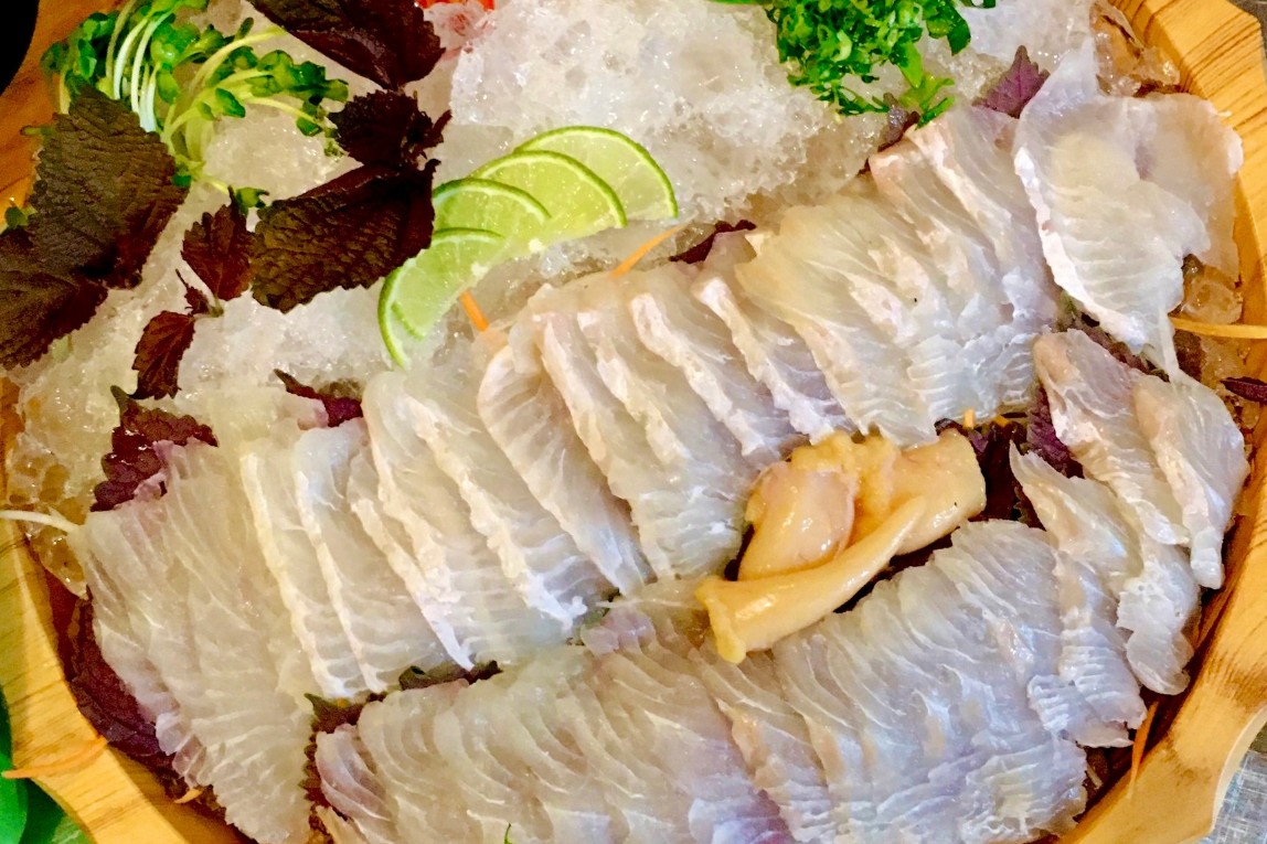 Cá mú trân châu sashimi