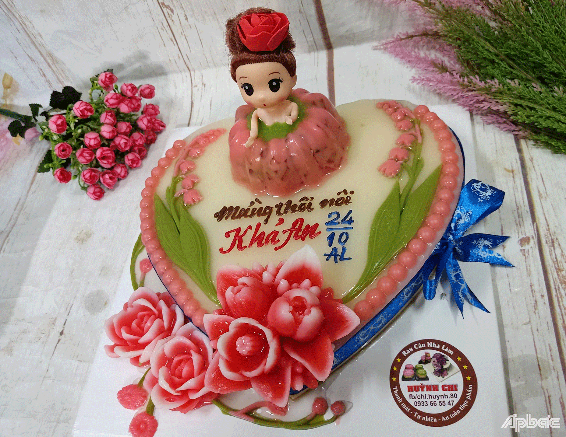 Bánh sinh nhật rau câu - sản phẩm của sự khéo tay