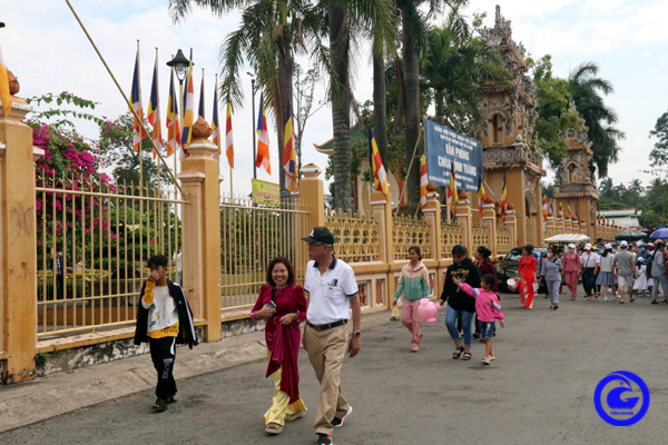 Ngành Du lịch Tiền Giang đón trên 38.000 lượt khách du lịch dịp Tết Nguyên đán Quý Mão